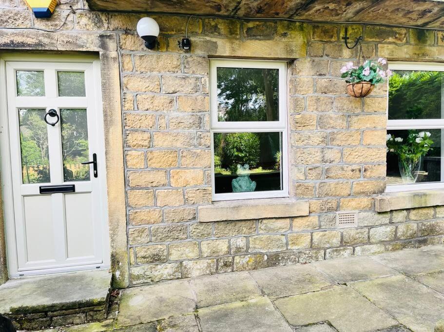 The Ilkley Hideaway Apartment ภายนอก รูปภาพ